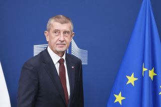 Babiš: Rusko musí po válce platit reparace. Česká muniční iniciativa je možná dobrá věc